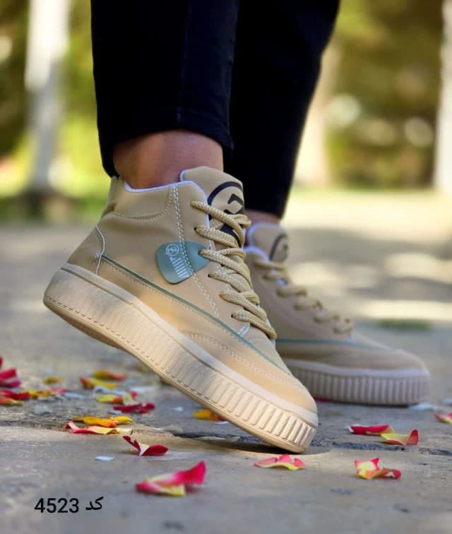 فروش ویژه کفش نیم بوت زنانه دخترانه مدل فشیون خوش پوش و راحت رنگ کرم سبز کد 4523