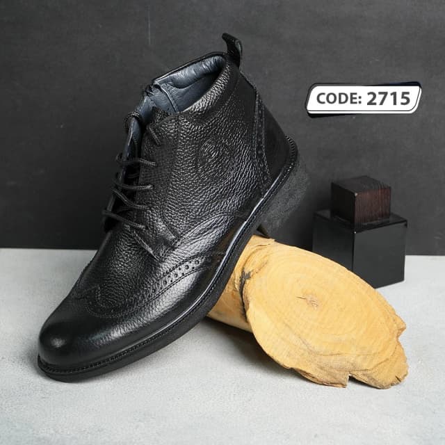 بوت چرم تمام مشکی بندی رویه طرح دار (2715)