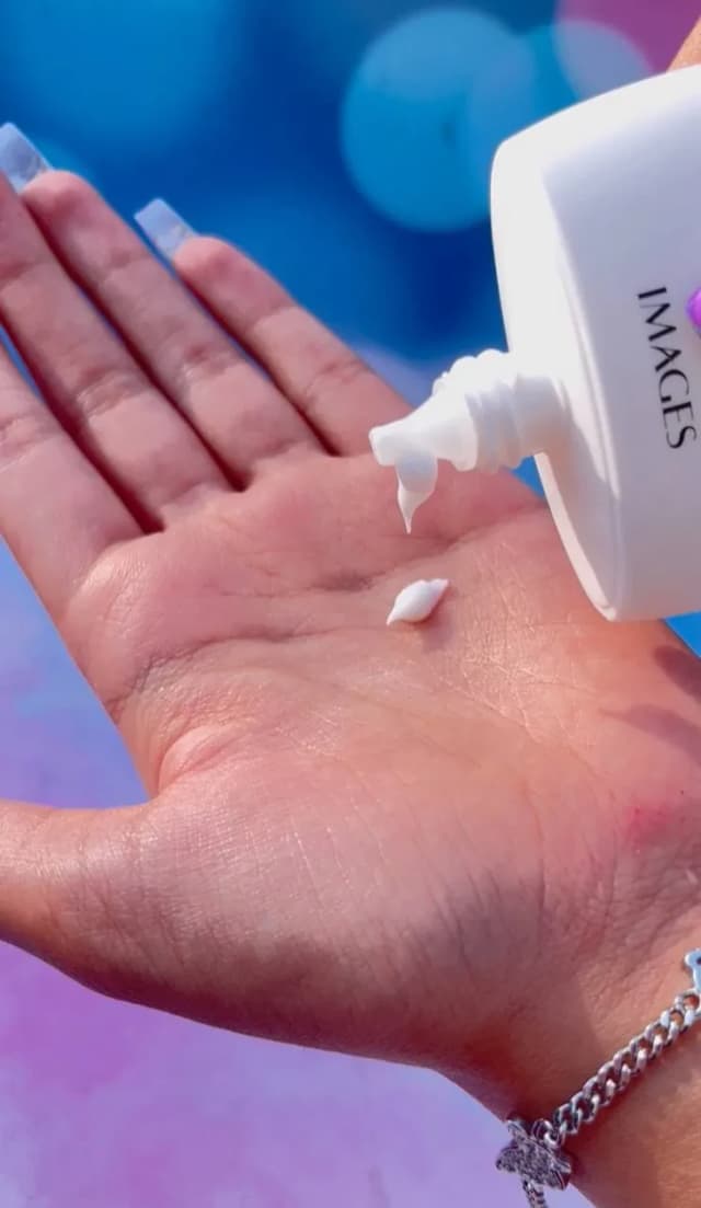 کرم ضد آفتاب بی رنگ ایمیجز – SPF50