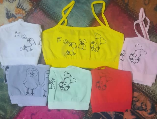 نیم تنه دخترانه