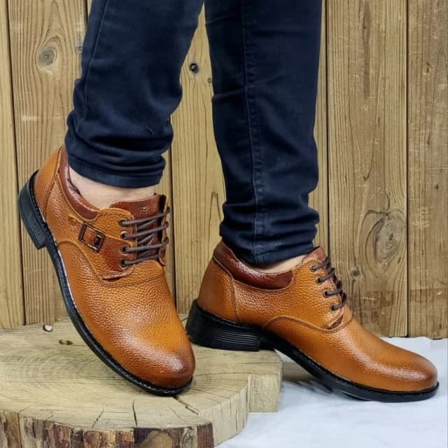 باورنکردنی تخفیف کفش نیم بوت مردانه پسرانه چرم طبیعی رنگ عسلی با کیفیت فوق العاده بالا و خوش پا با ارسال رایگان