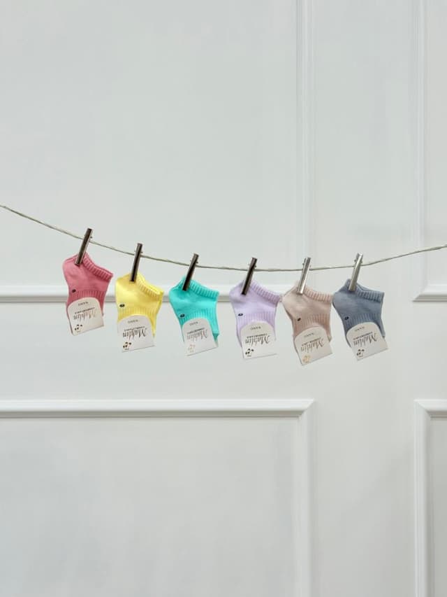 کد ۲۳۴۱ جوراب نوزادی ماهلین سایز صفر