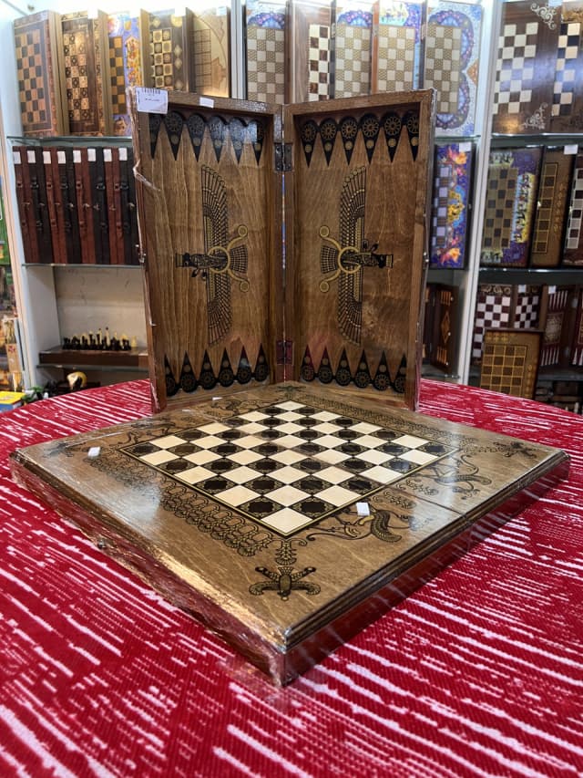 تخته نرد و شطرنج دور چوب روکش چوب ملچ طرح فروهر و پاسارگاد
