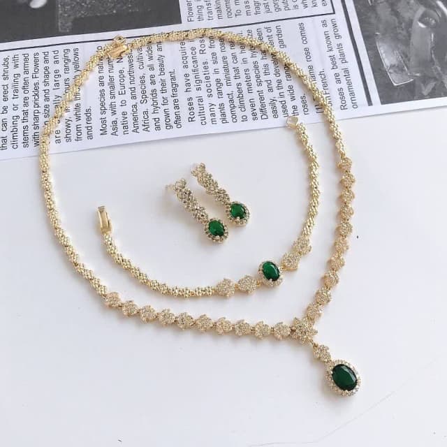 سرویس نگینی زمردی برنجی زنانه 9009501100