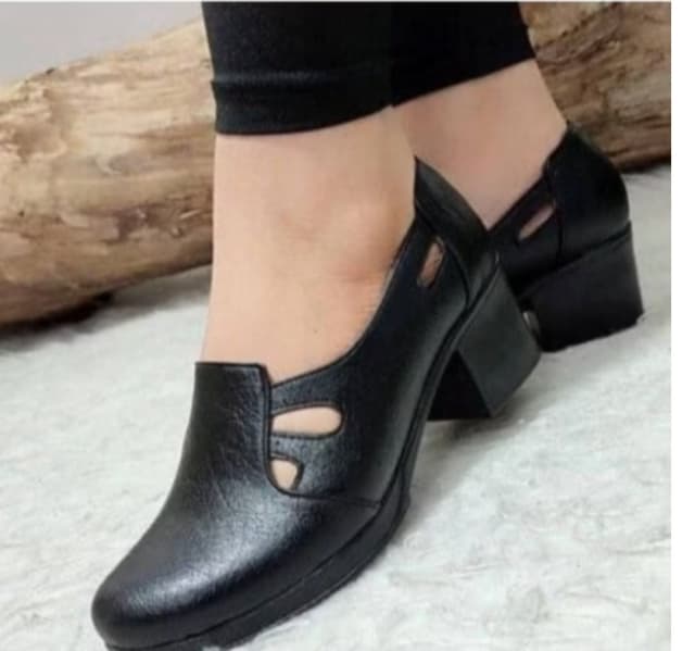 کفش زنانه پاشنه دار