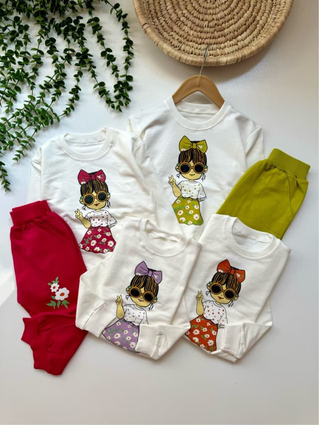 بلوزشلوار دورس دخترک ۴۰ تا ۵۵