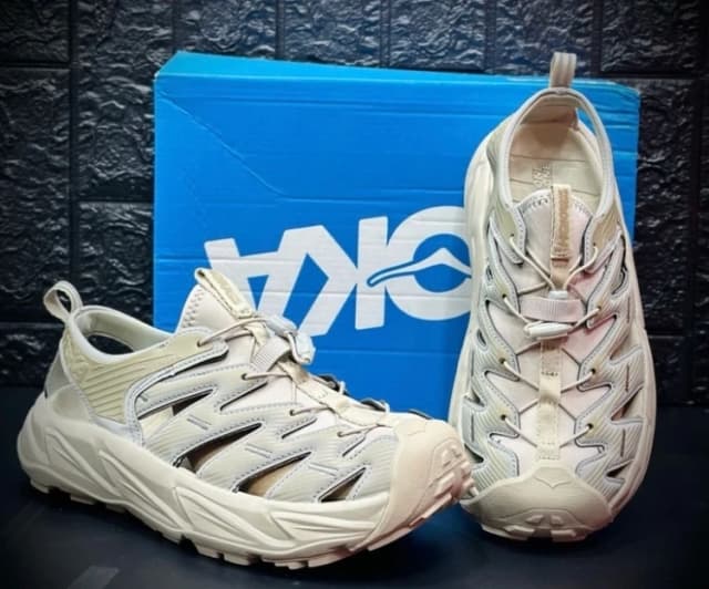 صندل هوکا هوپارا ویتنامی وارداتی/Hoka Hopara/سایز36 الی 45/ فروش عمده و تک