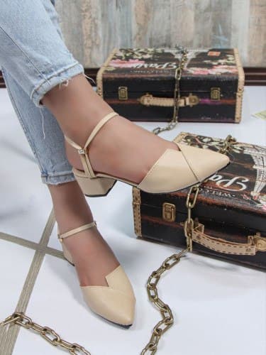 صندل اسلیپر دو بند زنانه/دخترانه قالب استاندارد رویه فوم درجه یک زیره مواد نو پاشنه دار پاشنه ۵ سانت پاخور عالی سایزبندی ۳۷ تا ۴۰ قیمت باور نکردنی از تولیدی کفش زنانه