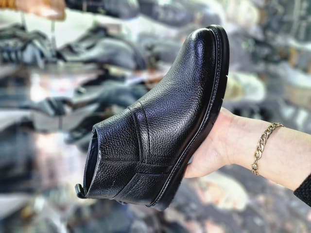 کفش نیم بوت چرم درجه یک مردانه فوق العاده باکیفیت و راحتپا