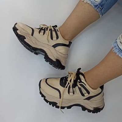 کفش کتونی اسپرت لژدار لول گوشواره زنانه و دخترانه