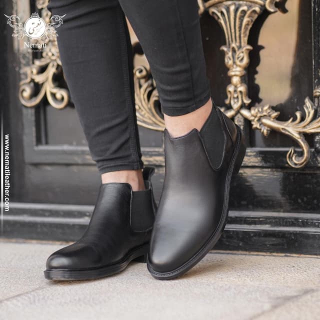 نیم بوت مردانه طرح چلسی مشکی مدل کشی و زیپ خور (حراج ویژه تکسایز)